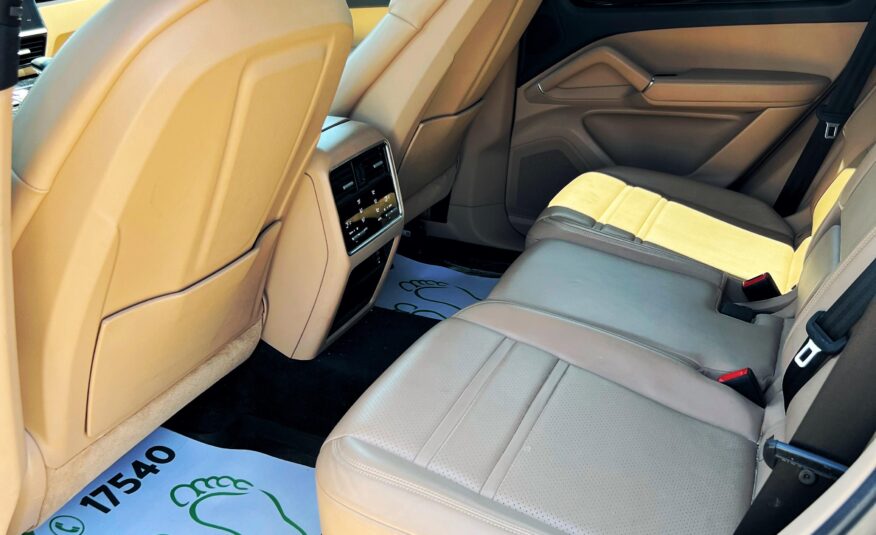 Porsche Cayenne SUV